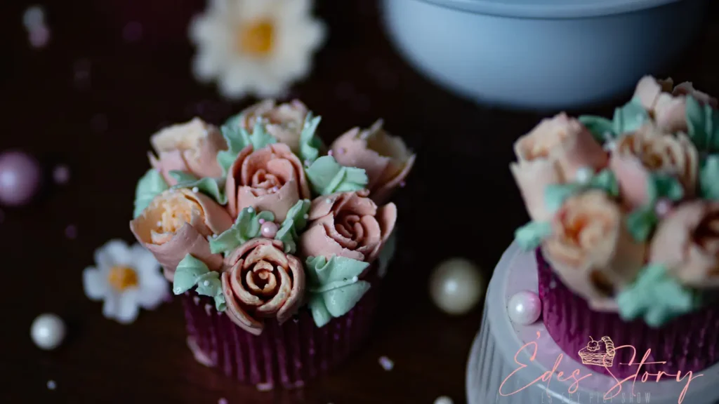 Orosz dekorcsővel készített vajkrém virág 