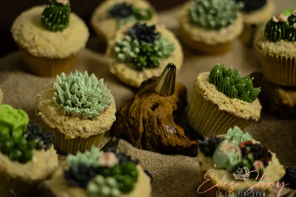 Vajkrém kaktuszokhoz és pozsgásokhoz csőválasztás és színezési segítség