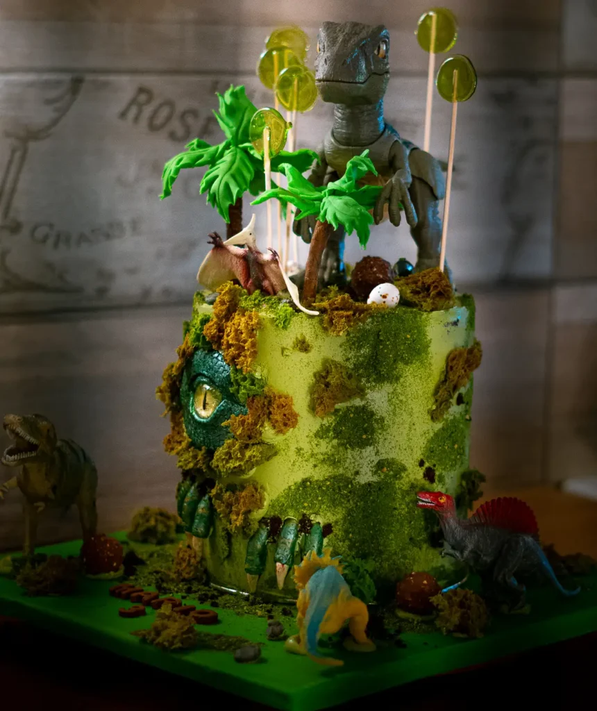 Dínó Torta Díszítése