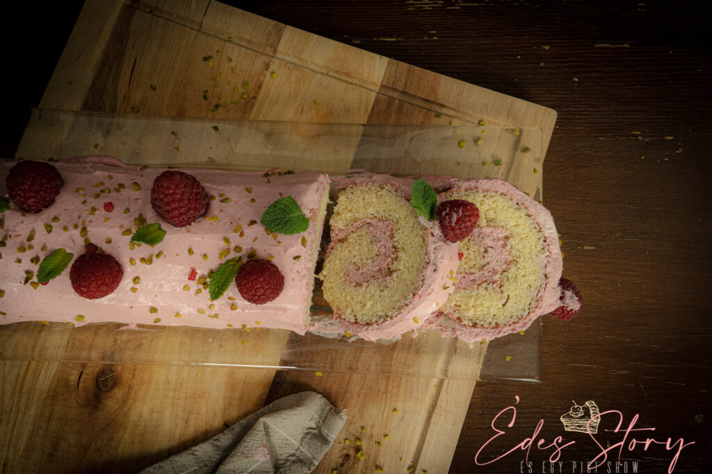 Málnás Piskótatekercs