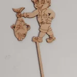 Díszítő beszúró -  Nyomtatott beszúrós fa tortadísz - Büszke Horgász  10cm x 4cm