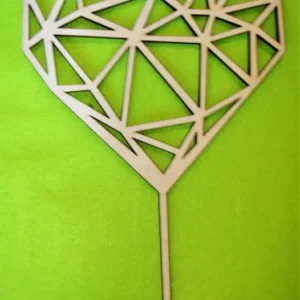 Díszítő beszúró - Natúr fa tortadísz áttört szív 14x20cm