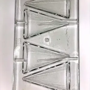 Kicsi polikarbonát bonbon forma – Nagy félkúp